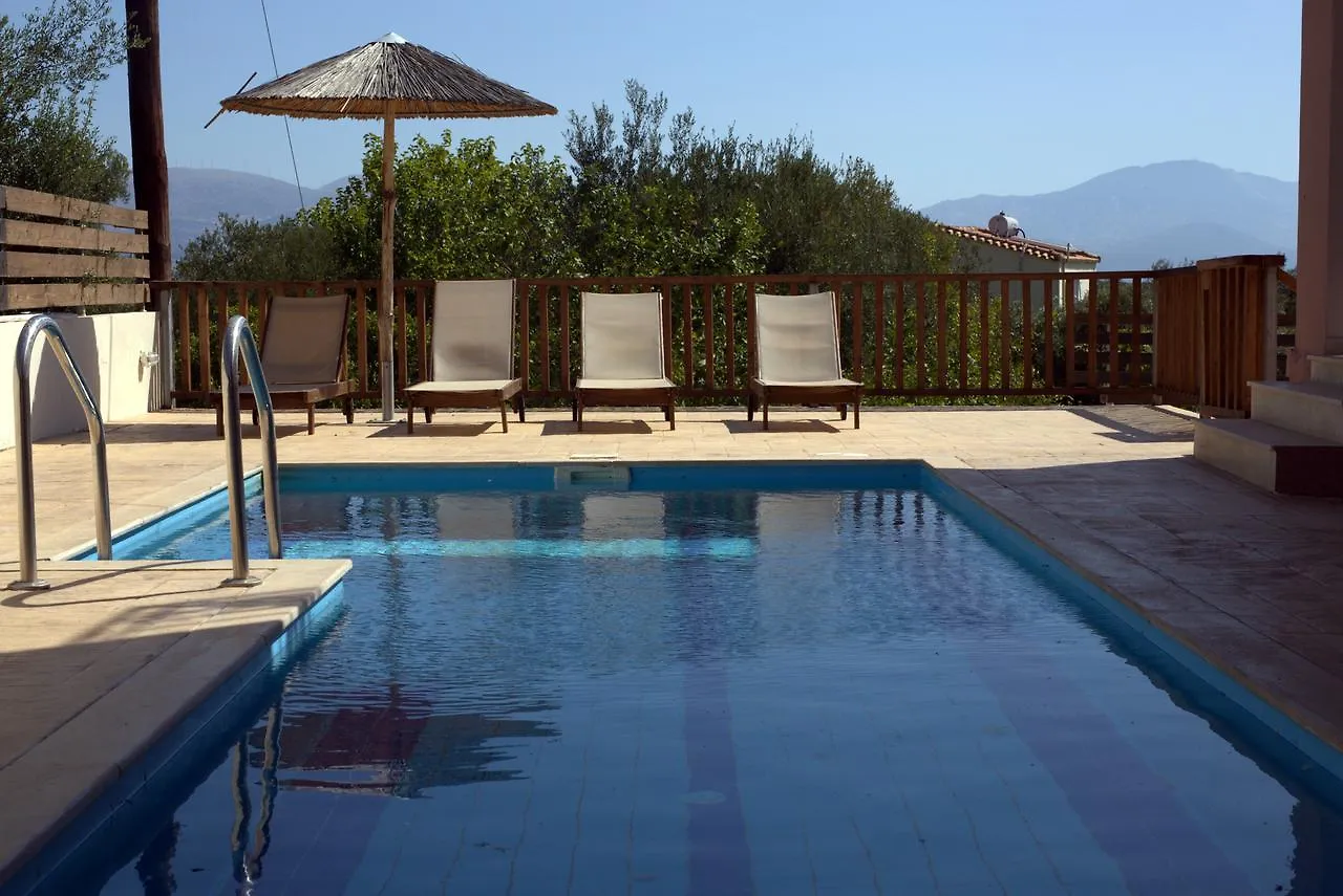 Ionian Balcony Apartment Lixouri