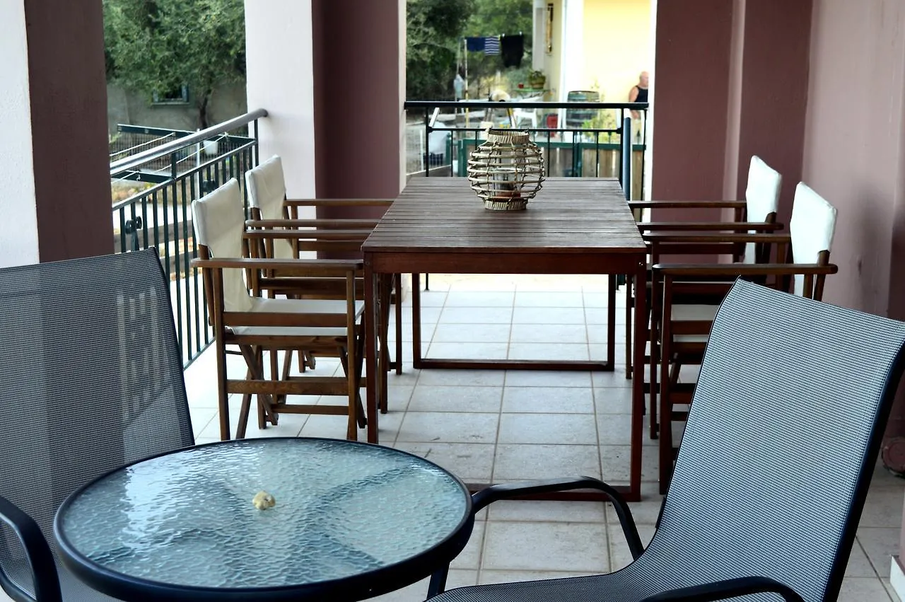 Ionian Balcony Apartment Lixouri