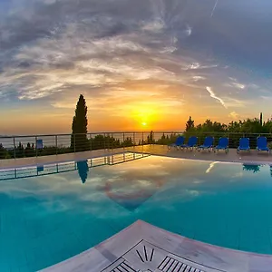 Apartment Vrionis Panoramic Sunset, Kothreas